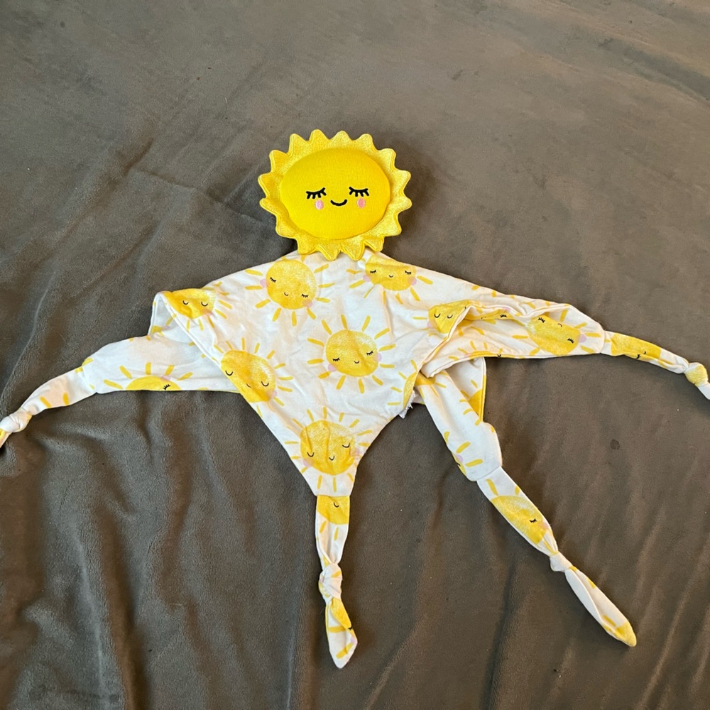 Sun Lovey